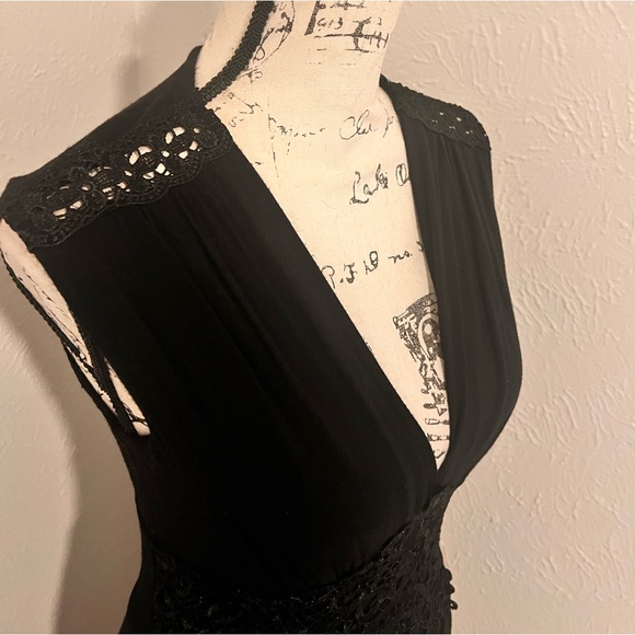 Black maxi dress - Picture 3 of 5